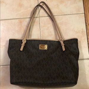 Michael Kors tote bag.